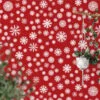 Kırmızı Zemin Üzerinde Beyaz Kar Taneleri İllüstrasyonlu Duvar Kağıdı, Neşeli Noel Temalı Duvar Posteri
